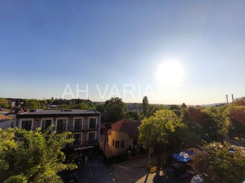 квартира за адресою Собранецька вул., 100