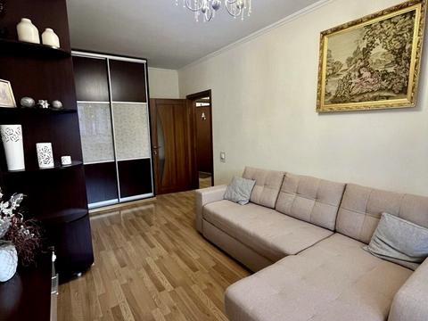 квартира за адресою Вахтанга Кікабідзе вул. (Булгакова), 4