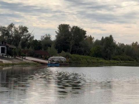 участок по адресу Озерна