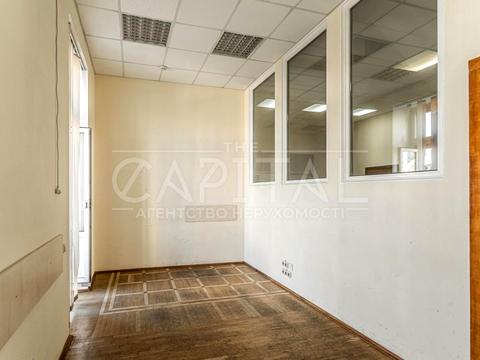 комерційна за адресою Велика Васильківська вул. (Червоноармійська), 5