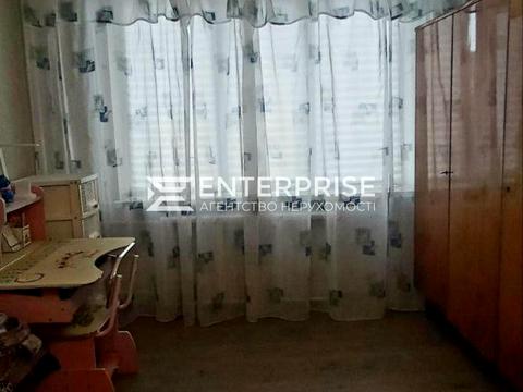 квартира за адресою Академіка Глушкова просп., 26