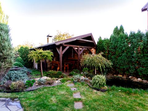 будинок за адресою Садова вул., 11