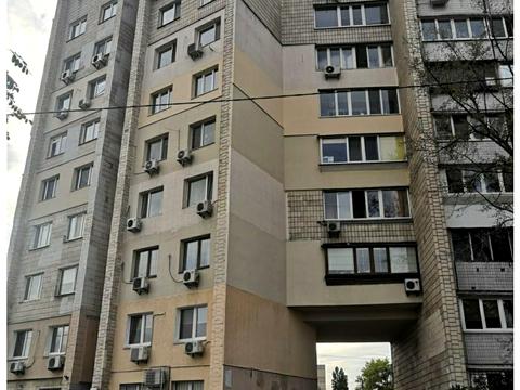 квартира за адресою Прирічна вул., 27