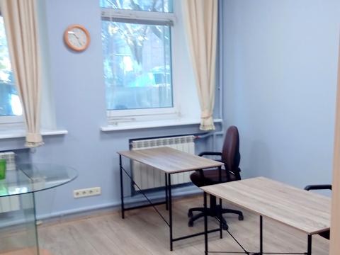 комерційна за адресою Кудрявська вул., 10