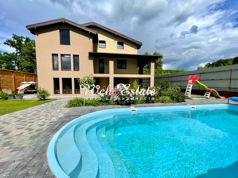 будинок за адресою Лісоводна вул.