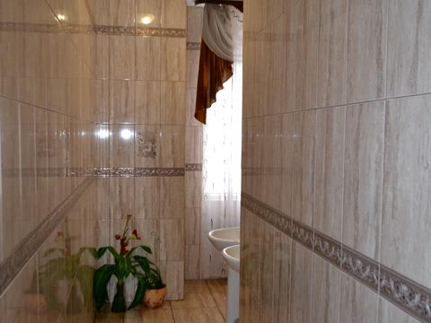 комерційна за адресою Дмитра Чижевського вул. (Петра Чаадаєва), 2