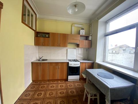 квартира за адресою Почайнинська вул., 44