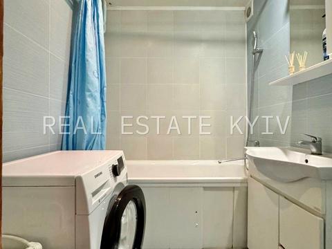 квартира по адресу Академика Заболотного ул., 28