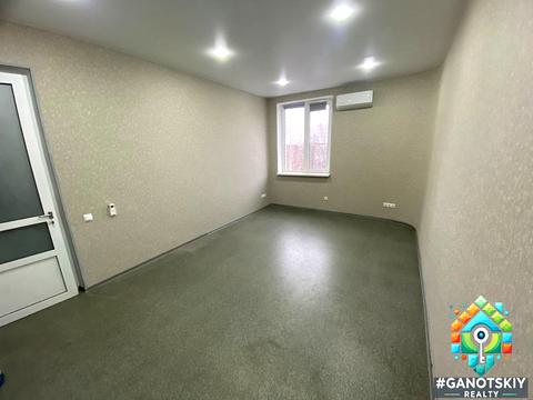 комерційна за адресою Добровольців пров., 3