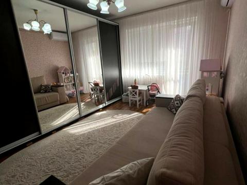 квартира по адресу Героев просп., 4