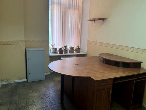 комерційна за адресою Саксаганського вул., 125