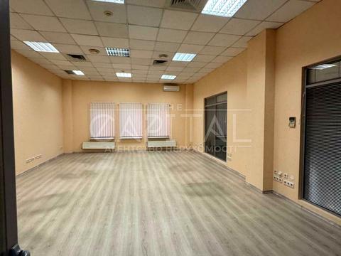 комерційна за адресою Хорива пров., 37