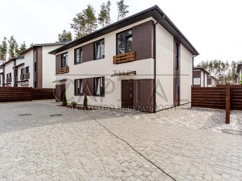 будинок за адресою патріотів