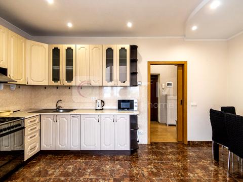 квартира по адресу Українська, 5