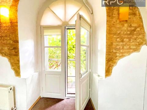 комерційна за адресою Рибальська вул., 22