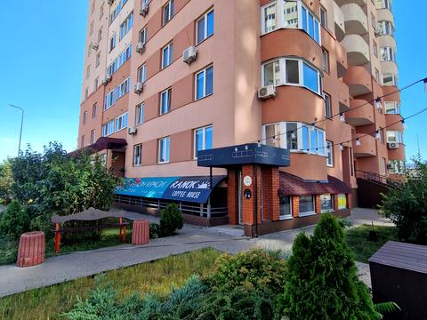 комерційна за адресою Соломії Крушельницької вул., 15-А
