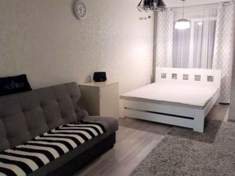 квартира за адресою Василя Симоненка вул., 105