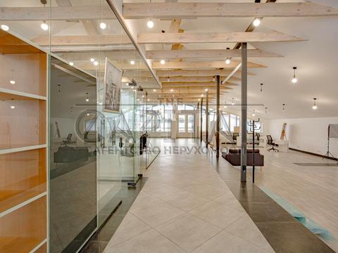 комерційна за адресою Куренівська вул., 21