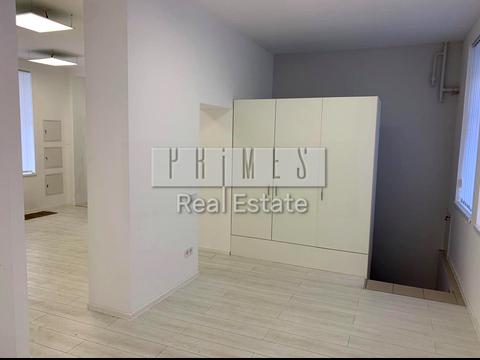 комерційна за адресою Липська вул., 9-Б