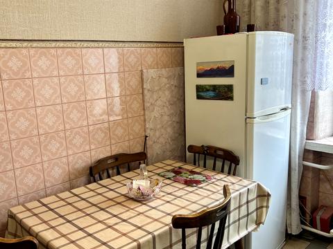 квартира за адресою Василя Тютюнника вул. (Анрі Барбюса), 32