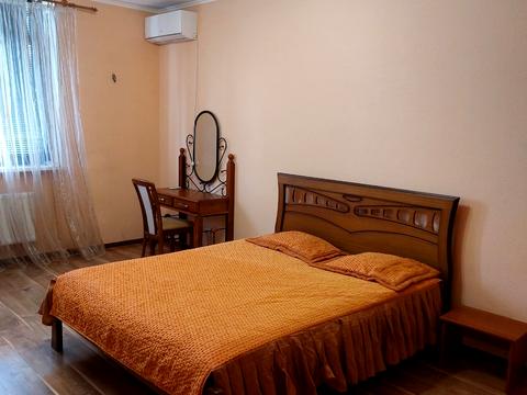 квартира за адресою Воскресенська вул., 12-Б