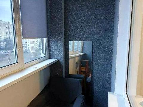 квартира за адресою Академіка Єфремова вул. (Командарма Уборевича), 7-А