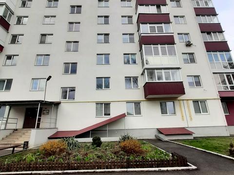 квартира за адресою Курсанта Єськова вул., 14-Б