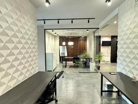 комерційна за адресою Костянтинівська вул., 75