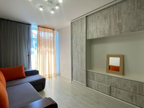 квартира за адресою Регенераторна вул., 4