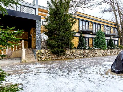 коммерческая по адресу Береговая ул., 6