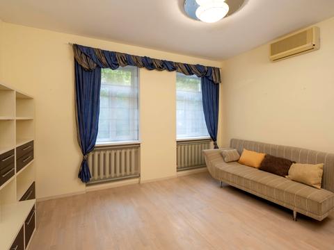 квартира за адресою Малопідвальна вул., 12/10