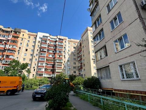 квартира по адресу Червоной Калины просп. (Владимира Маяковского), 81