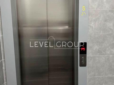 паркомісце за адресою Олександра Олеся вул., 25