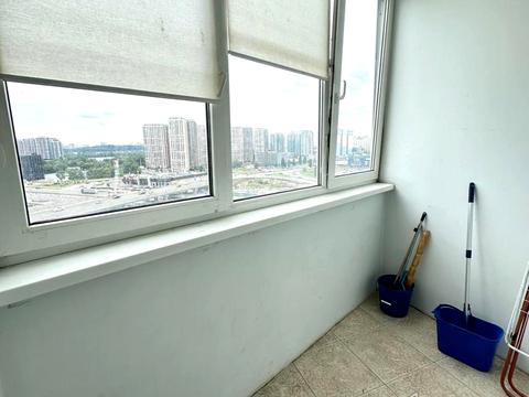 квартира за адресою Миколи Бажана просп., 10