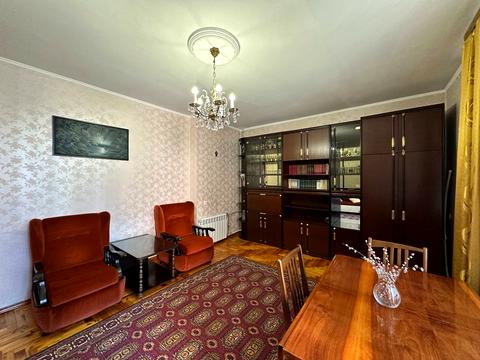 квартира за адресою Дмитра Яворницького просп. (Карла Маркса), 45-Б