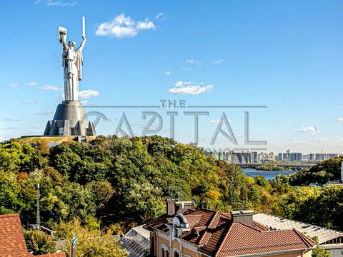 дом по адресу Києво-Печерська Лавра