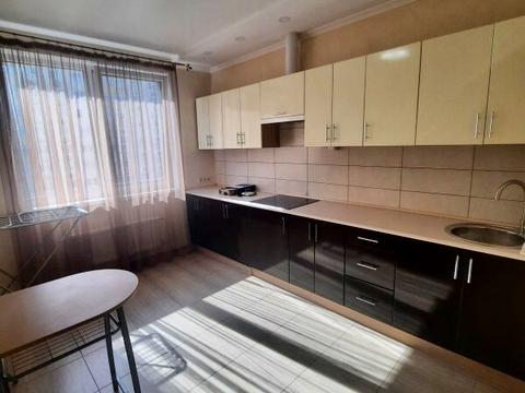 квартира за адресою Перлинна вул., 46