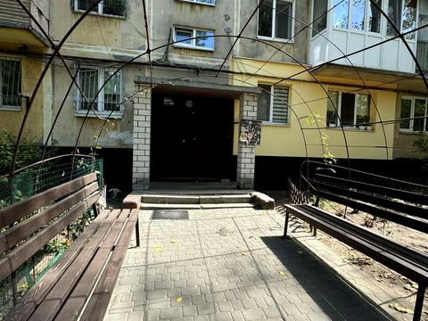 квартира за адресою Осіння вул., 9