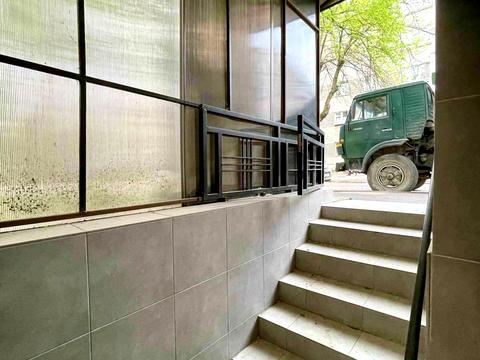 комерційна за адресою Богдана Котика вул., 3