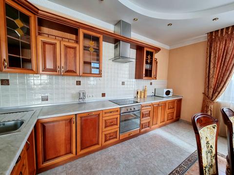 квартира за адресою Василя Тютюнника вул. (Анрі Барбюса), 16