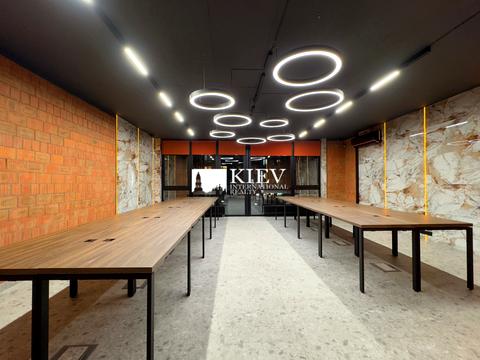 комерційна за адресою Джона Маккейна вул. (Івана Кудрі), 1-А