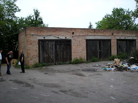 коммерческая по адресу Защитников Украины ул. (Леніна), 14