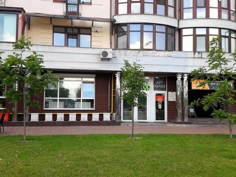 комерційна за адресою Оболонська набережна вул., 11