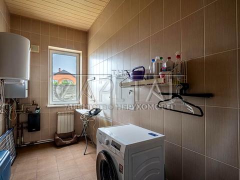 будинок за адресою Каштанова, 1