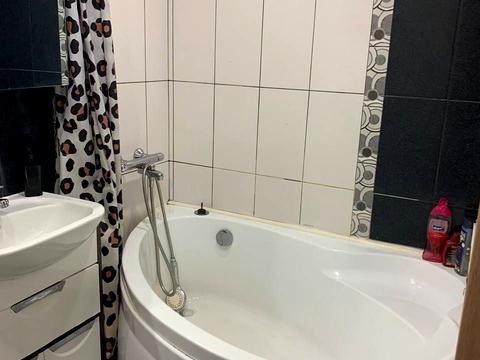 квартира за адресою Ігоря Дорошенка вул. (Ціолковського), 35