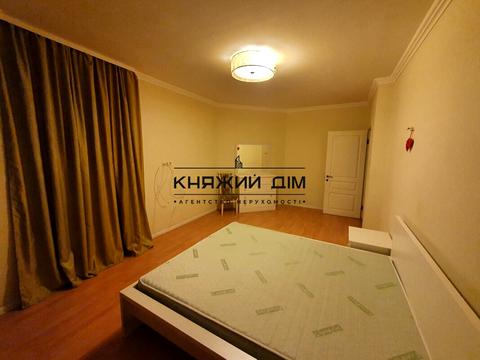 квартира за адресою Київ, Срібнокільська вул., 1