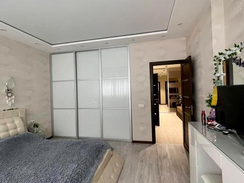 квартира по адресу Драгоманова ул., 2-А