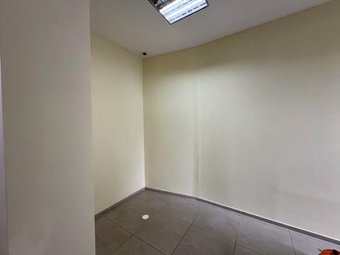 комерційна за адресою Генерала Тараса Чупринки вул. (Пушкіна), 26