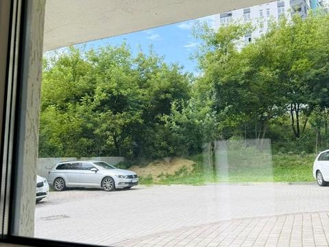 комерційна за адресою Щепова вул., 17