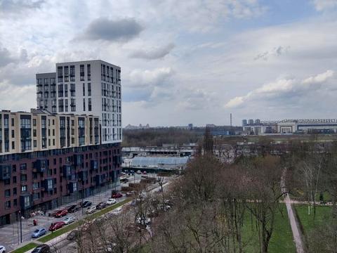 квартира за адресою Салютна вул., 1-Б